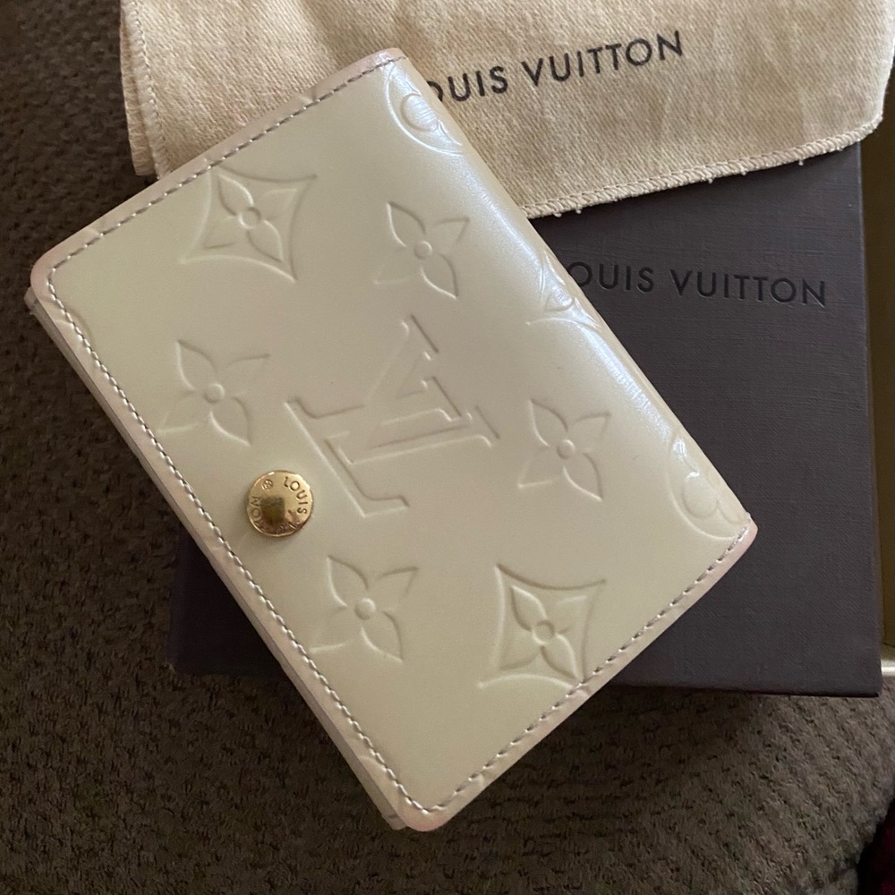 (SOLD) Louis Vuitton Business Card Holder